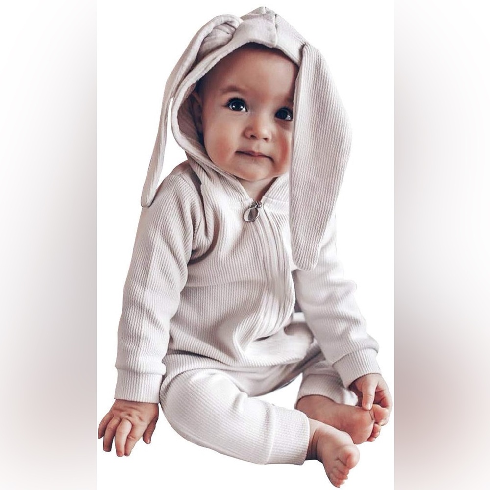 NWOT White Hooded Bunny Jumpsuit for Babies